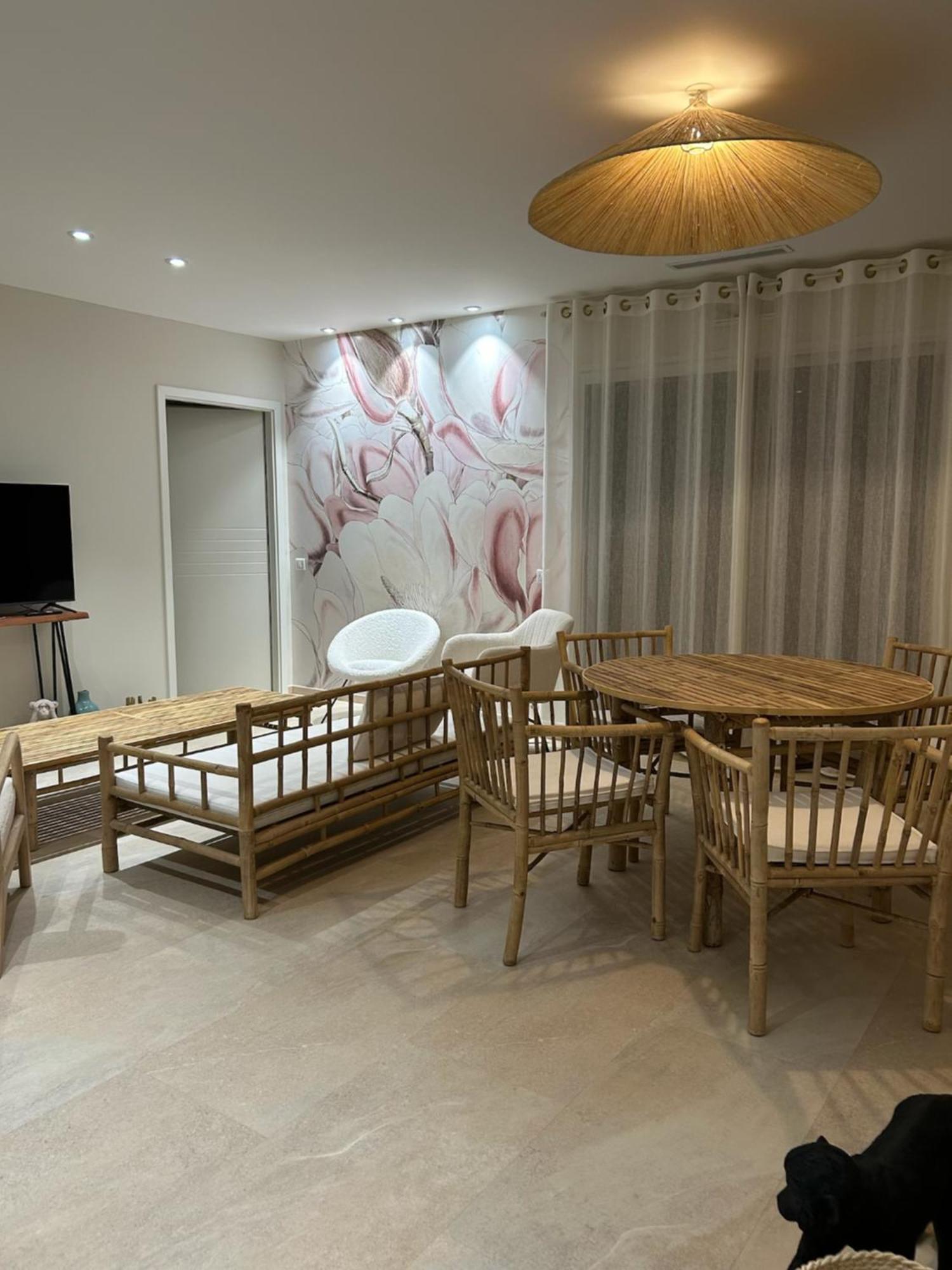 Logis Hotel Restaurant La Vraine Gironcourt-sur-Vraine エクステリア 写真
